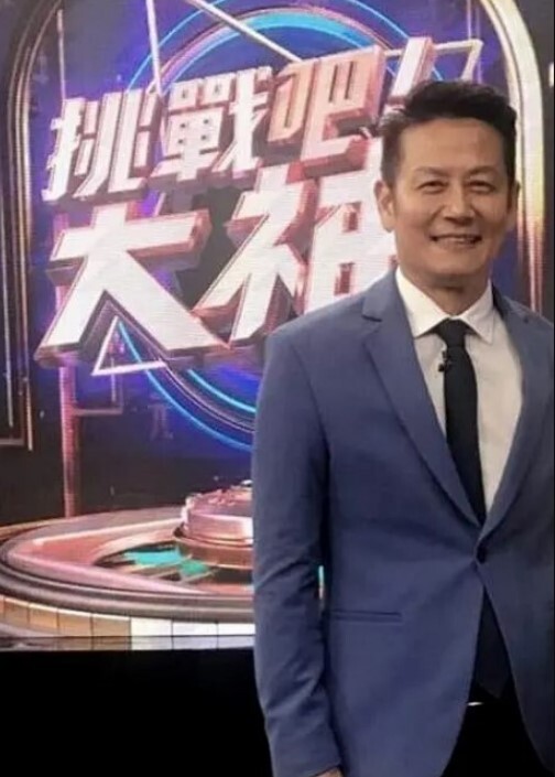 武汉混血女神孙俪狸天然巨乳御姐大屁股道具 - 顺畅AV在线观看